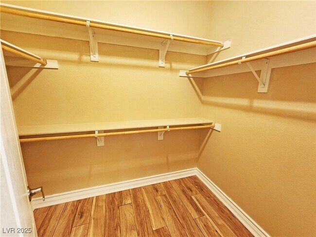 Building Photo - 5561 Carrara Pointe St