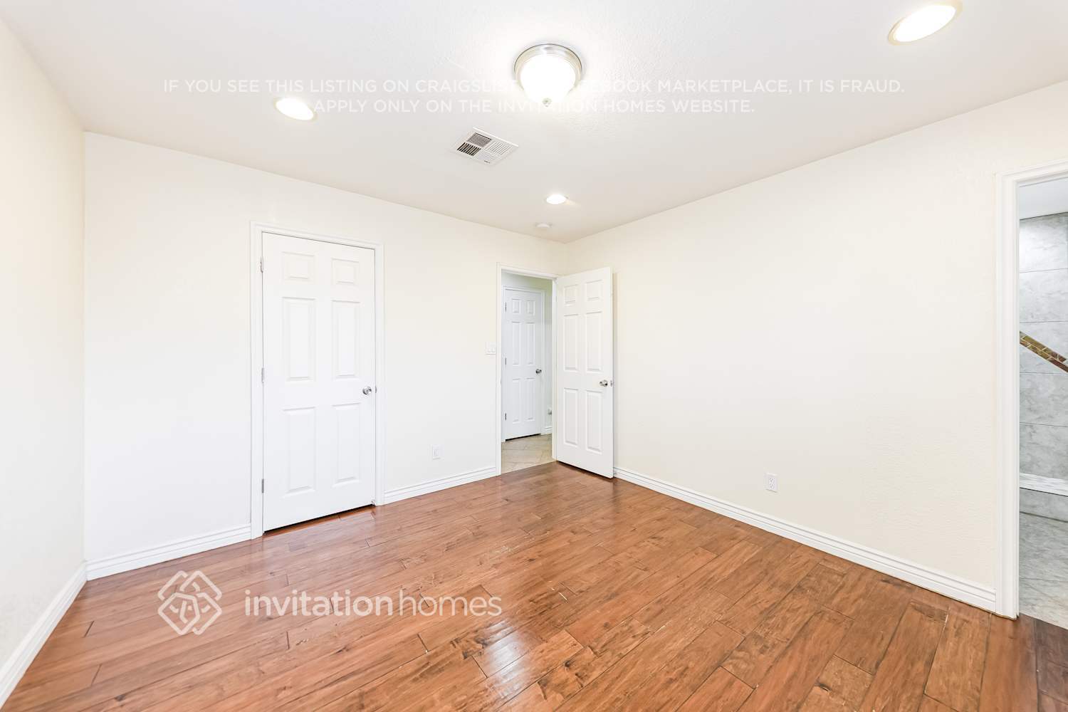 Building Photo - 3725 W Butler Dr