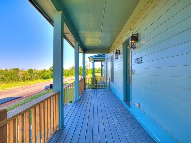 Building Photo - 29612 Memory Ln