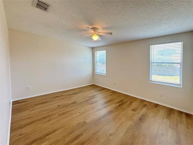 Building Photo - 1113 Annie Oakley Dr