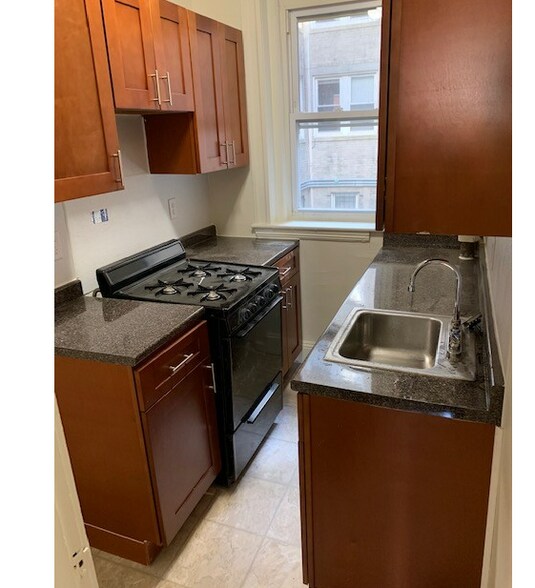 Building Photo - 1210 Boylston St