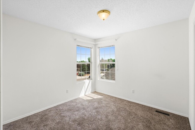 Building Photo - 4520 Ambrose Alday Loop SE