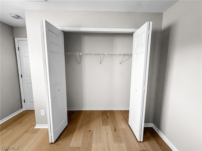 Building Photo - 326 SW 29th St