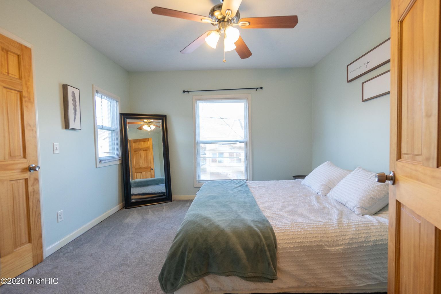 Building Photo - 416 5th St NW