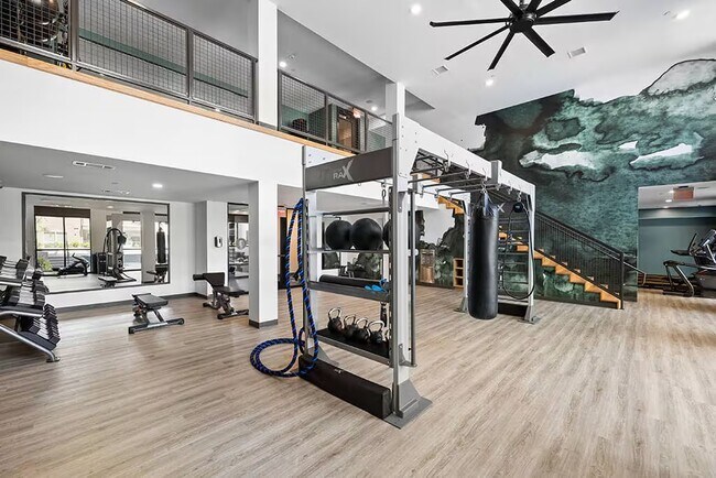 Building Photo - Special Offer: Up to 6 Weeks Free Rent!