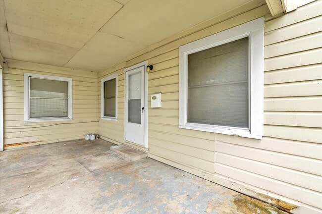 Building Photo - 3530 Griggs Rd