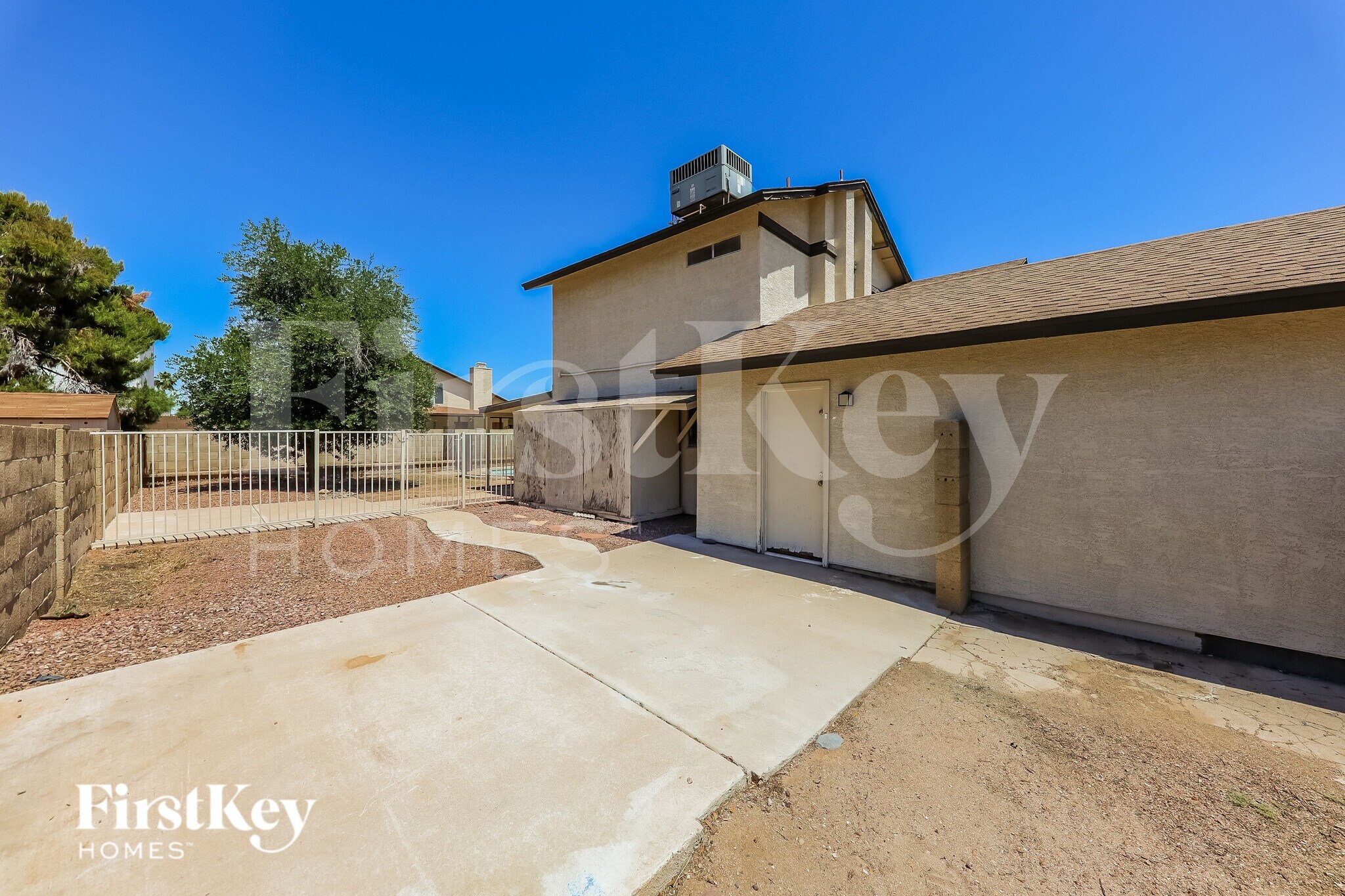 Building Photo - 7418 W Cameron Dr