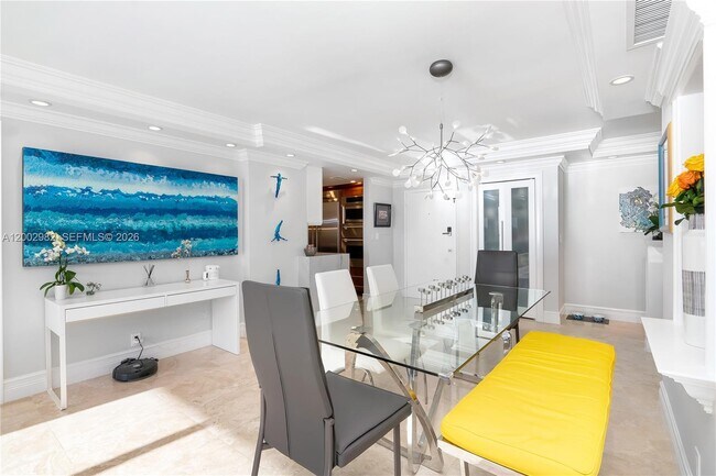 Building Photo - 3140 S Ocean Dr