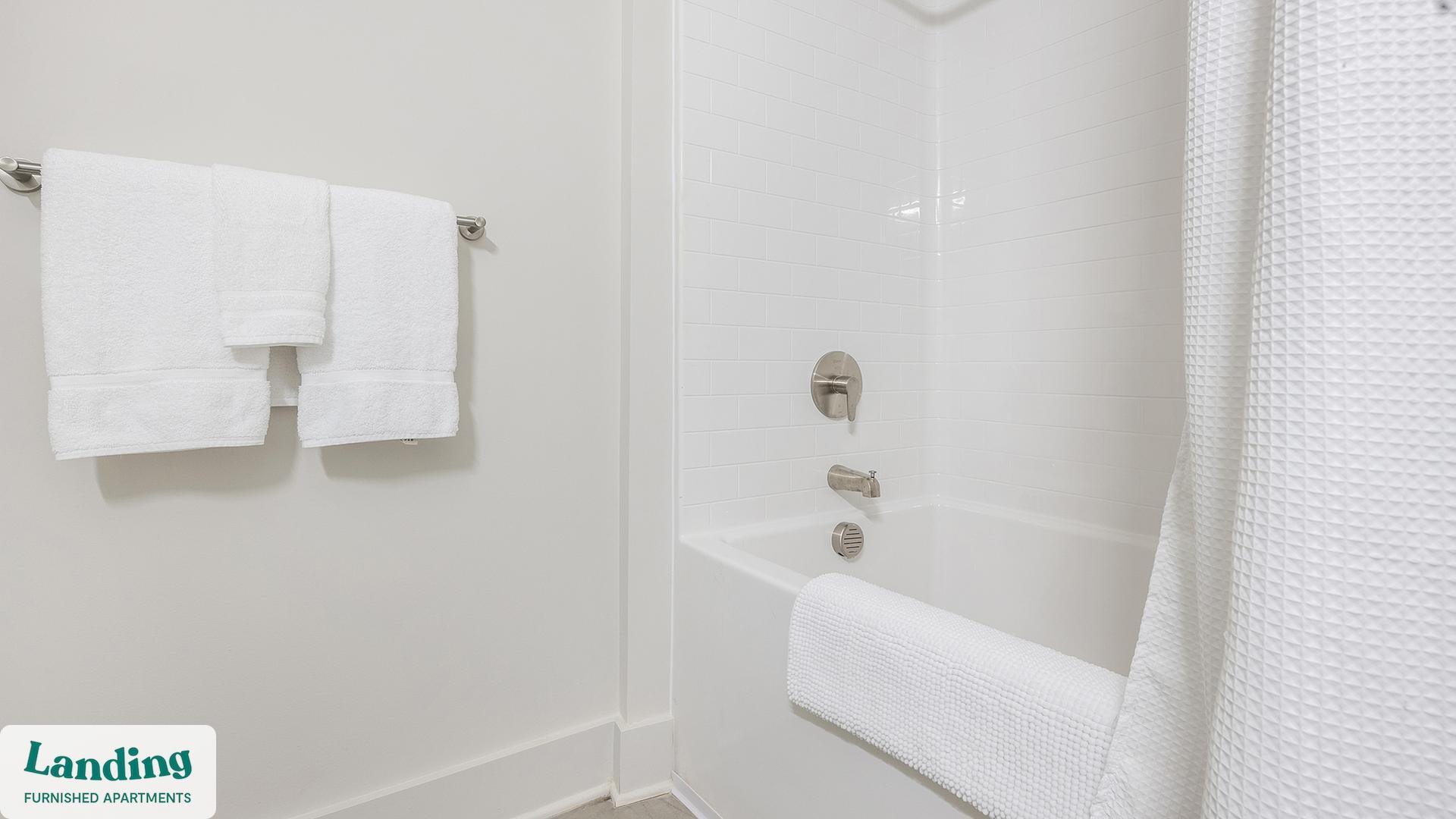 Building Photo - 404 W 26th St