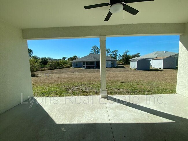 Building Photo - 2497 Cortland Ave