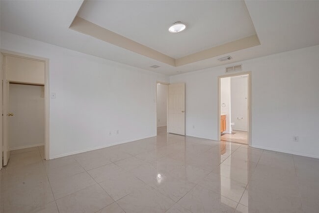 Building Photo - 6814 Shallow River Ct