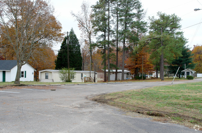 Building Photo - Green Acres Mobile Home Park