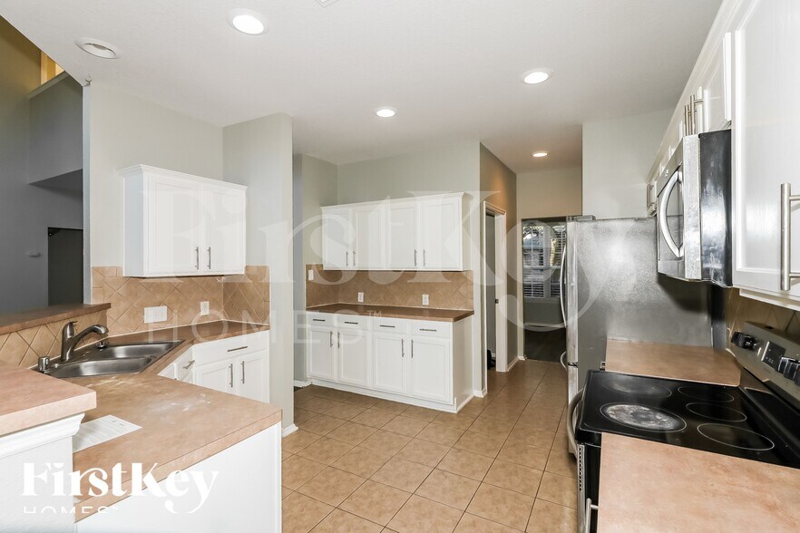 Building Photo - 16614 Cold Harbor Ln