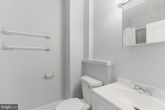 Building Photo - 5820 Race St