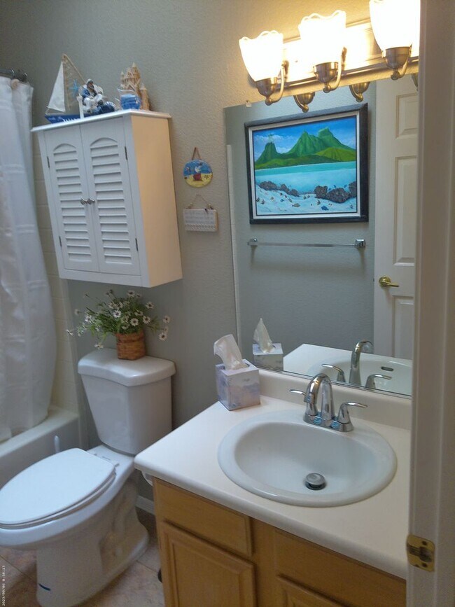 Building Photo - Fully furnished short term rental less then 6 months great for winter rental