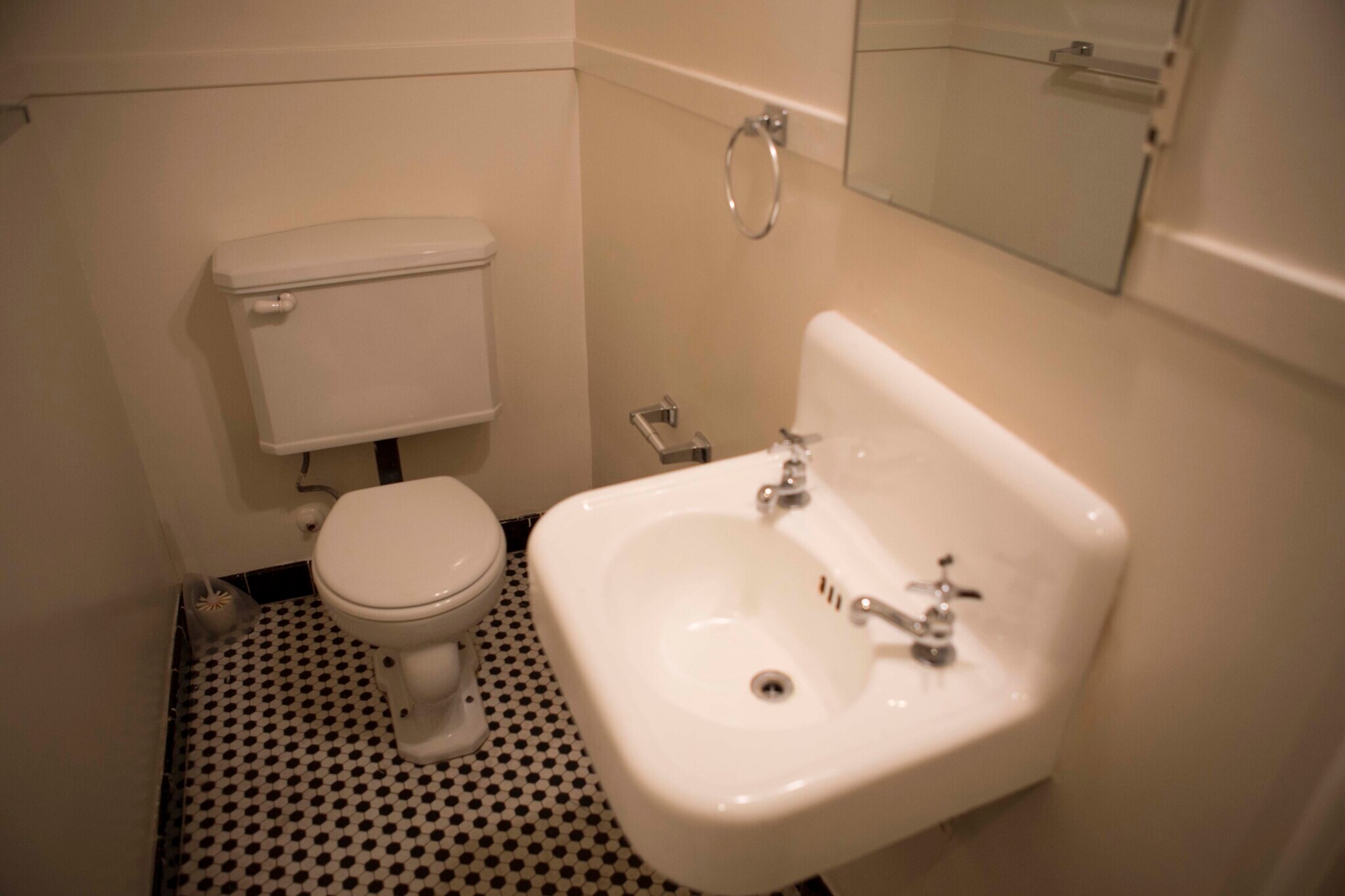 Building Photo - 774 Redondo Ave