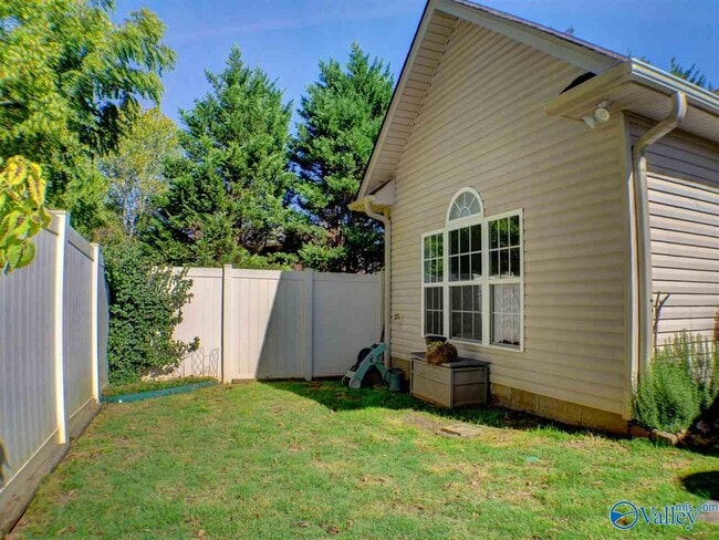 Building Photo - 2031 Blake Bottom Rd NW