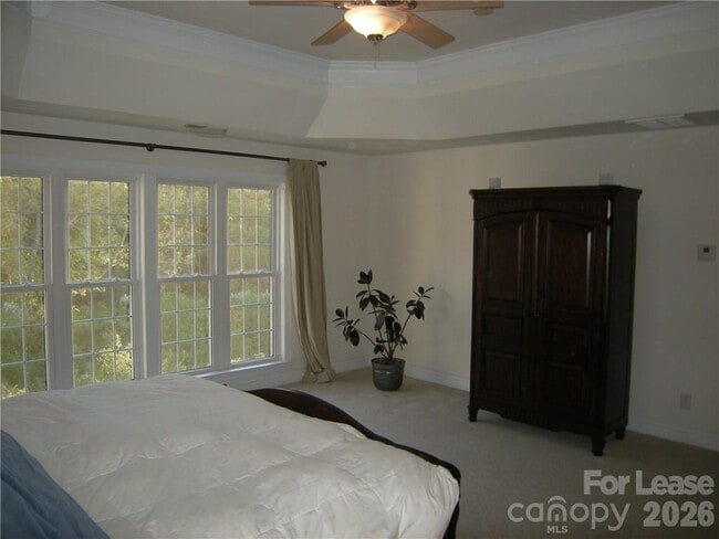 Building Photo - 10306 Gunnison Ln