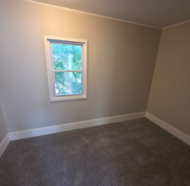 Building Photo - 2978-2978 W 32nd St