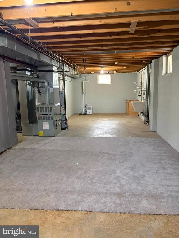 Building Photo - 506 Summervale Ct