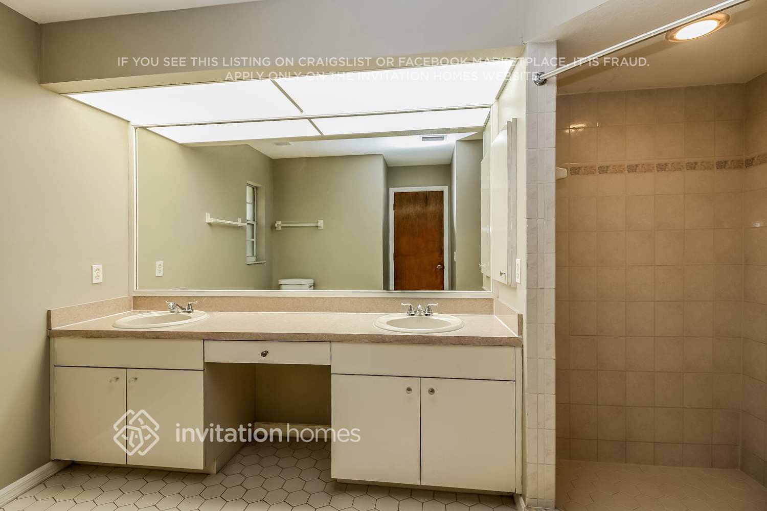 Building Photo - 469 Dorchester St