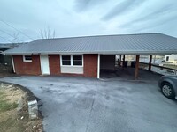 Building Photo - 1704 Highpoint Ave