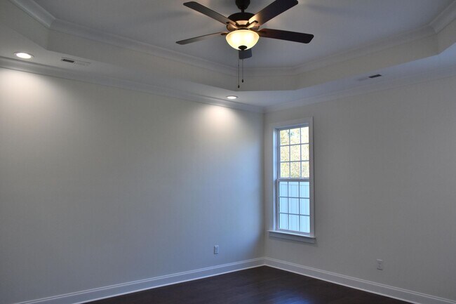 Building Photo - Townhouse for Rent in Hixson