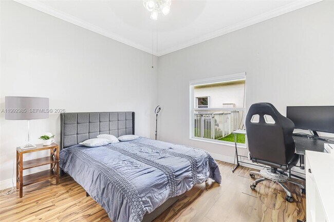 Building Photo - 16418 NW 14th St