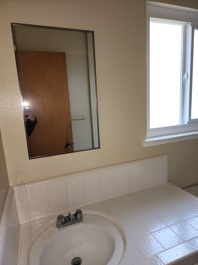 Building Photo - K1329-1331RA