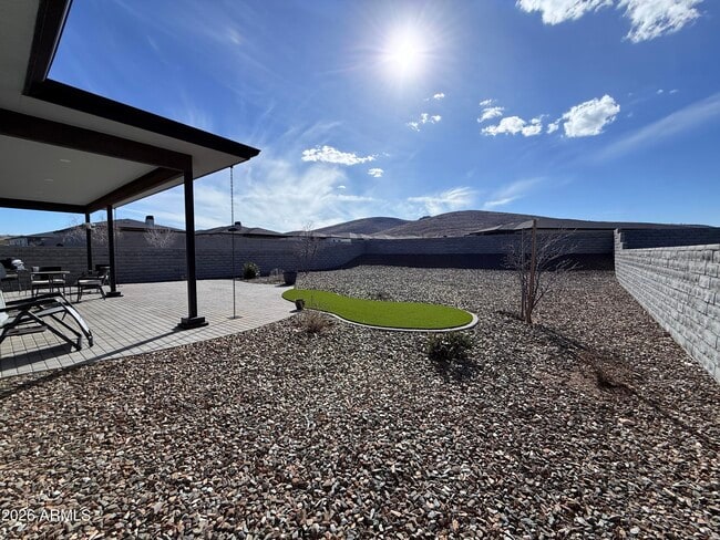 Building Photo - 5843 E Killen Loop