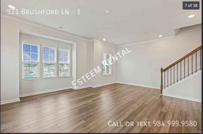 Building Photo - 521 Brushford Ln