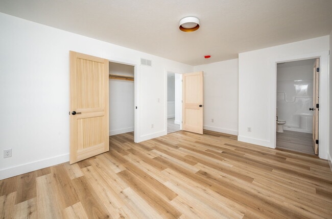 Interior Photo - Black Diamond Apartment Homes