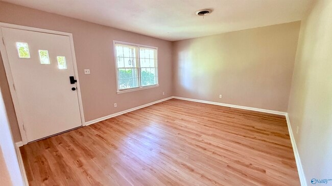 Building Photo - 105 Superior Ave SE