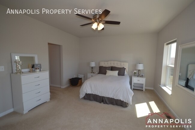 Building Photo - 529 Leftwich Ln