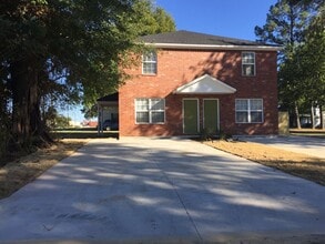 Building Photo - 209 N Independence Ave