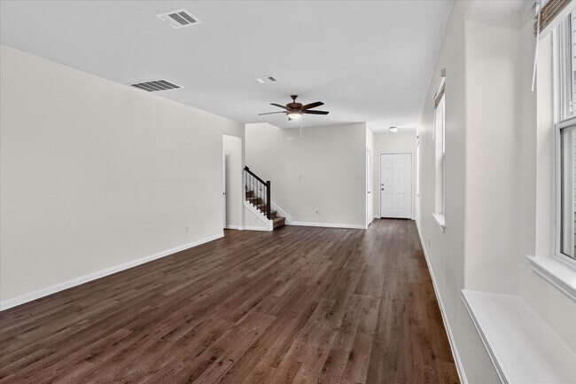 Building Photo - 24839 Goldoni Dr