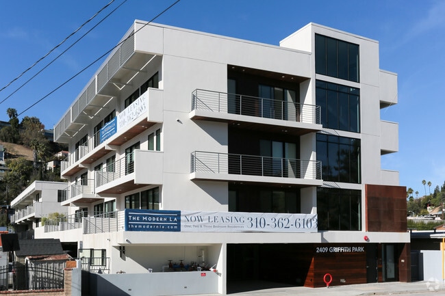 Building Photo - The Modern LA