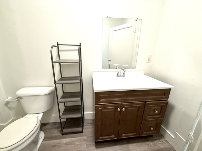 Building Photo - 518 3rd Ave NW