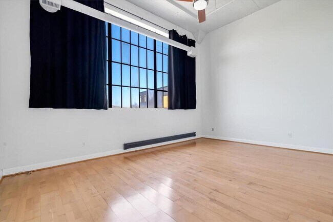 Building Photo - 4100 Laclede Ave