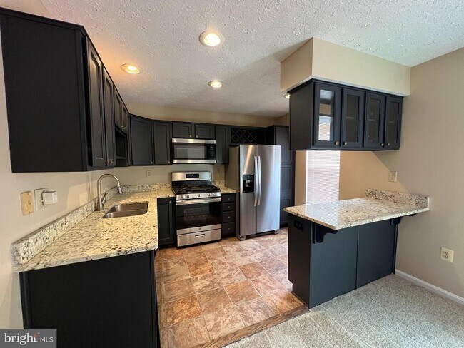 Building Photo - 5004 Doctorfish Ct