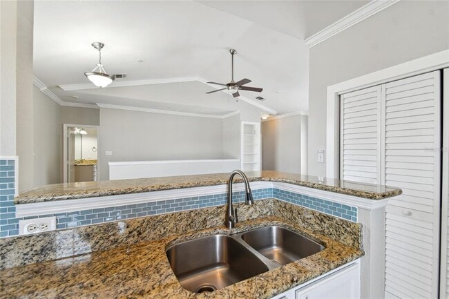 Building Photo - 5000 Culbreath Key Way