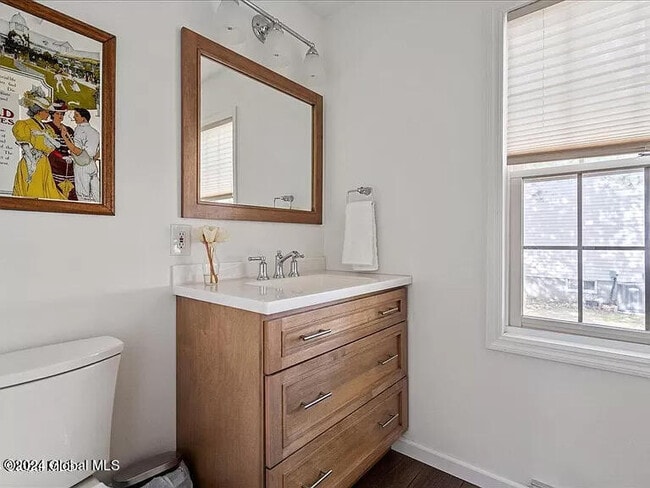 Building Photo - 633 Salvia Ln