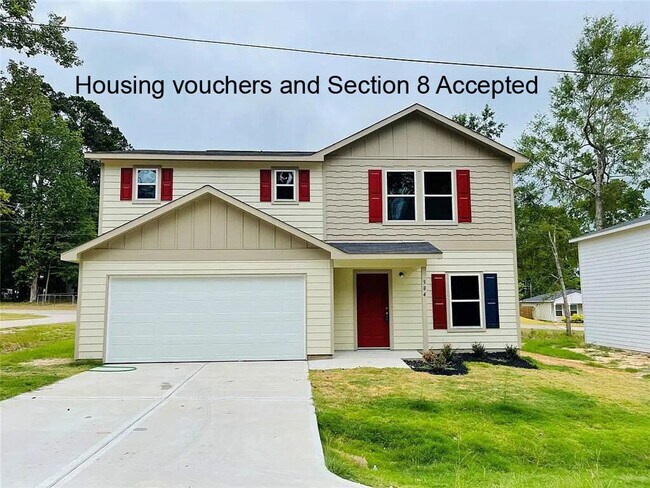 Primary Photo - Beautiful New 2 story home in the gated Ce...