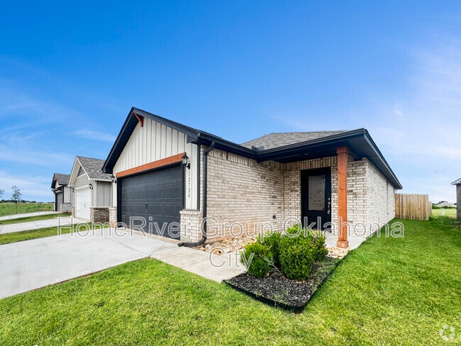 Building Photo - 12724 Torretta Wy