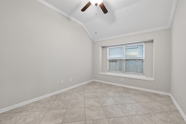 Building Photo - 134 S Bearkat Ct