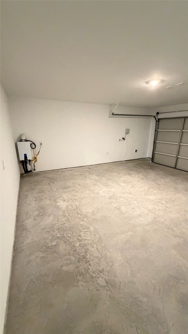 Building Photo - 9226 Speckled Trout Dr