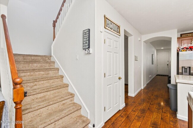 Building Photo - 6960 Rioja Ct