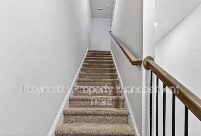 Building Photo - 3705 Nathans Wy