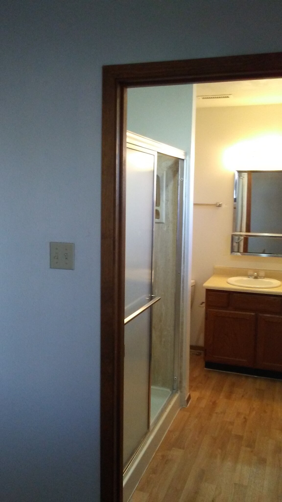master bathroom - 706 S Fourth St