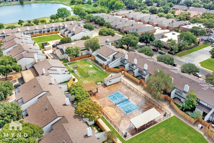 Building Photo - 6203 Indiana Ave